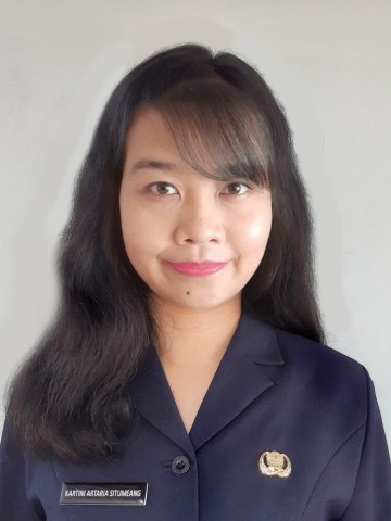 Kartini Artaria S, S.Pd